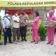 Pospam Ops Lilin Jaya Pulau Kelapa dan Pulau Tidung Terima Bantuan dari Bhayangkari, Putut : Untuk Penambah Semangat Personil