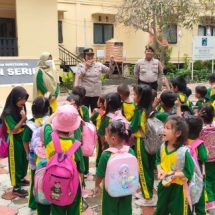 Kantor Polisi Pulau Karya Digruduk Pelajar TK Negeri Pulau Panggang