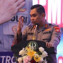 Kapolda Metro Jaya, Fadil : Polisi RW Harus Buat Masyarakat Tersenyum