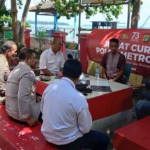 Jumat Curhat, Pak Bhabin Pulau Harapan Imbau Warga Tak Melaut Saat Cuaca Buruk