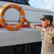 Polsek Kepulauan Seribu Utara Cek Kelengkapan Kapal Angkut Penumpang