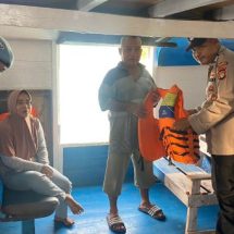 Polsek Kepulauan Seribu Utara Rutin Mengecek Kelengkapan Keselamatan Kapal