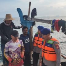 Patroli Perairan Polres Kep. Seribu Beri Himbauan Keselamatan Ke Nelayan