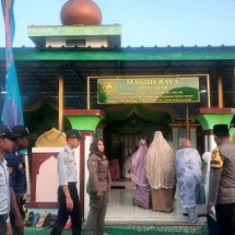 Polsek Kep. Seribu Selatan Berikan Pengamanan Pelaksanaan Sholat Idul Fitri 1444 Hijriah