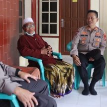 Jumat Curhat, Kapolres Kep. Seribu Bersama Tokoh Agama Pulau Untung Jawa