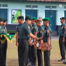 Batalyon Armed 11 Kostrad Melepas 10 Prajurit Terbaiknya