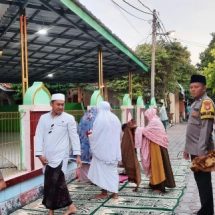Polres Kep. Seribu Menjamin Keamanan Sholat Idul Adha di Pulau-Pulau Penduduk