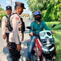 Polsek Buay Madang Gencarkan KRYD Siang Hari di Sepanjang Jalan Raya Desa Sukaraja