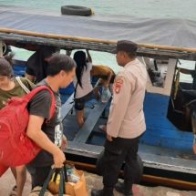 Polsek Kepulauan Seribu Selatan Melakukan Pengamanan di Dermaga Pulau Untung Jawa