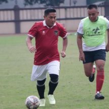 Kompak! Polda Metro Jaya dan Kodam Jaya Buktikan di Lapangan Sepak Bola