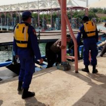 Polsek Kep. Seribu Selatan Memastikan Kedatangan Kapal Penumpang di Pulau Untung Jawa Berlangsung Aman dan Nyaman