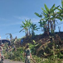 Karya Bakti TNI Satnonkowil Yonarmed 3/NP di Desa Kalijoso