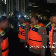 Tim Patroli Polair Polres Kep. Seribu Tingkatkan Keamanan dengan Giat Patroli Laut Malam di Perairan Pulau Untung Jawa