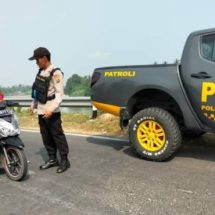 Anggota Polsek Buay Madang Tingkatkan KRYD di Jalan Raya Desa Kurungan Nyawa