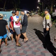 Pol Subsektor Pulau Panggang dan Bhabinkamtibmas Gelar Patroli Malam Polri Presisi