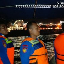Patroli Laut Malam Satpolair Polres Kep. Seribu di Perairan Objek Vital Nusantara Regas, Antisipasi Gangguan Kamtibmas