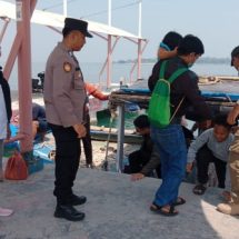 Operasi Bersama Polsek, TNI, dan Satpol PP Amankan Dermaga Pulau Untung Jawa