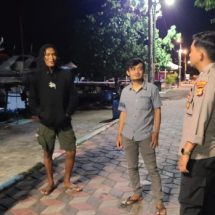 Patroli Malam Polsek Kepulauan Seribu Utara: Menghimbau Warga Waspada Hoax dan Antisipasi Kenakalan Remaja