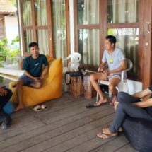 Bripka Marwansyah Polres Kepulauan Seribu Tingkatkan Keamanan Homestay di Pulau Pramuka