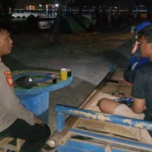 Polsek Kep Seribu Selatan, Patroli Malam Dialogis untuk Cegah Kenakalan Remaja dan Tingkatkan Kemanan Wilayah