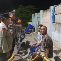 Patroli Malam Pulau Kelapa Menghimbau Warga Waspada Hoax dan Radikalisme