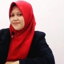 Aktivis Muslimah, Sindi : Pupuk Subsidi Langka, Petani dan Rakyat Ikut Merana ?