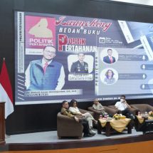 Karo Humas Buka Acara Launching Dan Bedah Buku “Politik Pertahanan” Karya Dr. Dahnil Anzar Simanjuntak, S.E., M.E