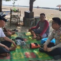 Bhabinkamtibmas Pulau Untung Jawa Intensif Sambangi Warga, Berhasil Tingkatkan Keamanan dan Kedekatan Komunitas