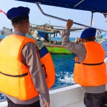 Tim Patroli Satpolair Polres Kepulauan Seribu Mengerahkan Kapal Patroli KP. VII – 40 – 203 untuk Menjaga Keamanan Perairan Objek Vital Nusantara Regas