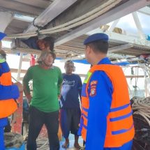 Team Patroli Satpolair Polres Kepulauan Seribu Tingkatkan Keamanan di Perairan Pulau Damar