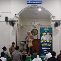 Ditbinmas PMJ Laksanakan Program “Satu Jam Mengaji Bersama Polisi” di Masjid Al Jihad