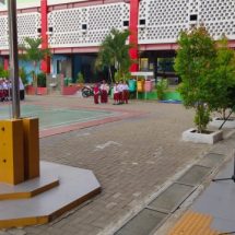 Aipda Masito Menyampaikan Pesan Penting pada Upacara Bendera di SDN 01 PG Pulau Untung Jawa