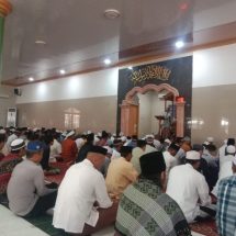 Kanit Binmas Polsek Kepulauan Seribu Utara Giat Jumat Keliling di Masjid Anni’mah: Himbauan Damai Jelang Pemilu 2024