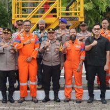 Kapolres Kepulauan Seribu dan Pejabat Utama Polres Cek TPS Rawan di PT. PHE OSSES untuk Persiapan Pemilu 2024
