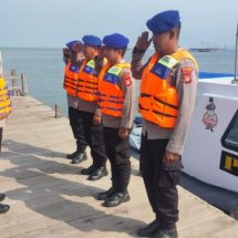 Team Patroli Satpolair Polres Kepulauan Seribu Lakukan Giat Patroli Laut Dialogis di Perairan Pulau Untung Jawa untuk Sukseskan Pemilu 2024