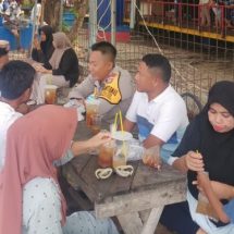 Bhabinkamtibmas Pulau Kelapa Himbau Masyarakat Sukseskan Pemilu 2024 dengan Bijak Gunakan Media Sosial