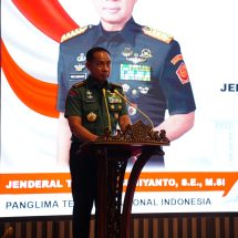 Panglima TNI Hadiri Acara Penandatanganan Kontrak Pengadaan Barang Dan Jasa