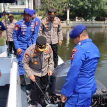 Kapolres Kepulauan Seribu Pimpin Apel Pengecekan  Kesiapan Personel Pengamanan TPS Pemilu 2024