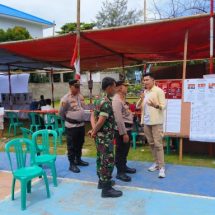 Kapolres Kepulauan Seribu dan Pejabat Utama Polres Pantau Pengamanan TPS: Pemilu 2024 Berjalan Lancar