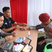 Kapolres Kepulauan Seribu pimpin Cek Kesehatan Petugas TPS dan personel pengamanan Pasca Pemungutan Suara Pemilu 2024 di Pulau Panggang