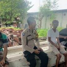 Aipda Sahrizal Sambangi Tokoh Masyarakat Pulau Kelapa: Himbau Waspada Terhadap Paham Radikal Pasca-Pemilu