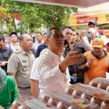 33 Ton Beras SPHP Terjual Dalam Bazar Pangan Murah di Jakbar