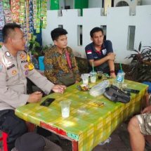 Bripka Marwansyah Bhabinkamtibmas Pulau Pramuka Ajak Warga Mantapkan Kamtibmas Pasca Pemilu 2024