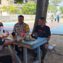 Bhabinkamtibmas Polres Kepulauan Seribu Sambangi Warga Pulau Pramuka, Membangun Cooling System Pasca Pemilu 2024