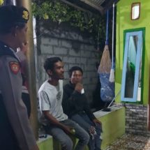 Kapolsek Kepulauan Seribu Selatan Pimpin Patroli Malam Dialogis di Pulau Lancang untuk Mempertahankan Kamtibmas Pasca Pemilu 2024